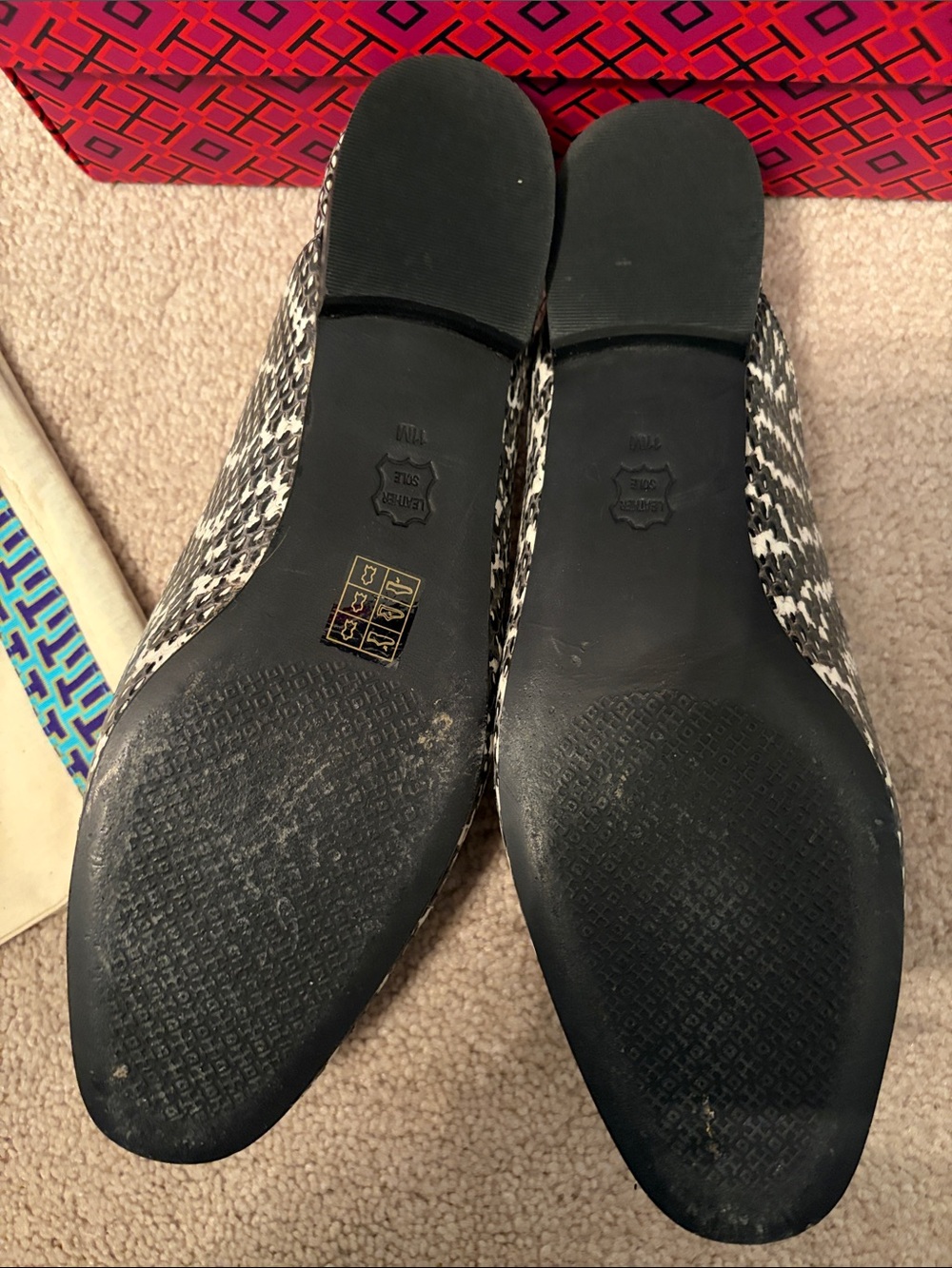 Tory Burch Black & White Tweed Chain-Trim Mules Size 11 - Picture 4 of 5